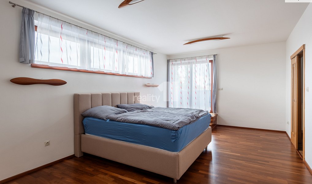Prodej domu 432 m² s pozemkem 1 354 m², Praha – náhled fotky 20