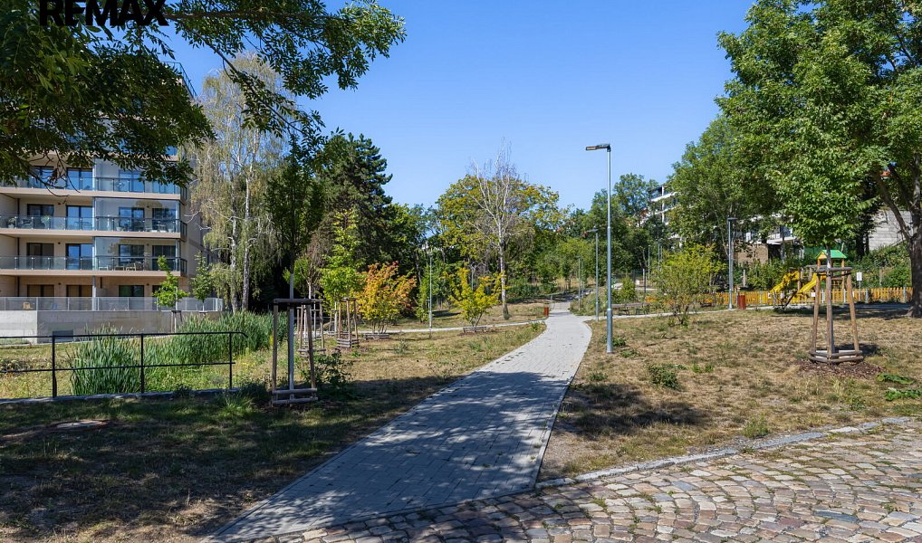 Prodej bytu 2+kk 67 m², Praha – náhled fotky 19