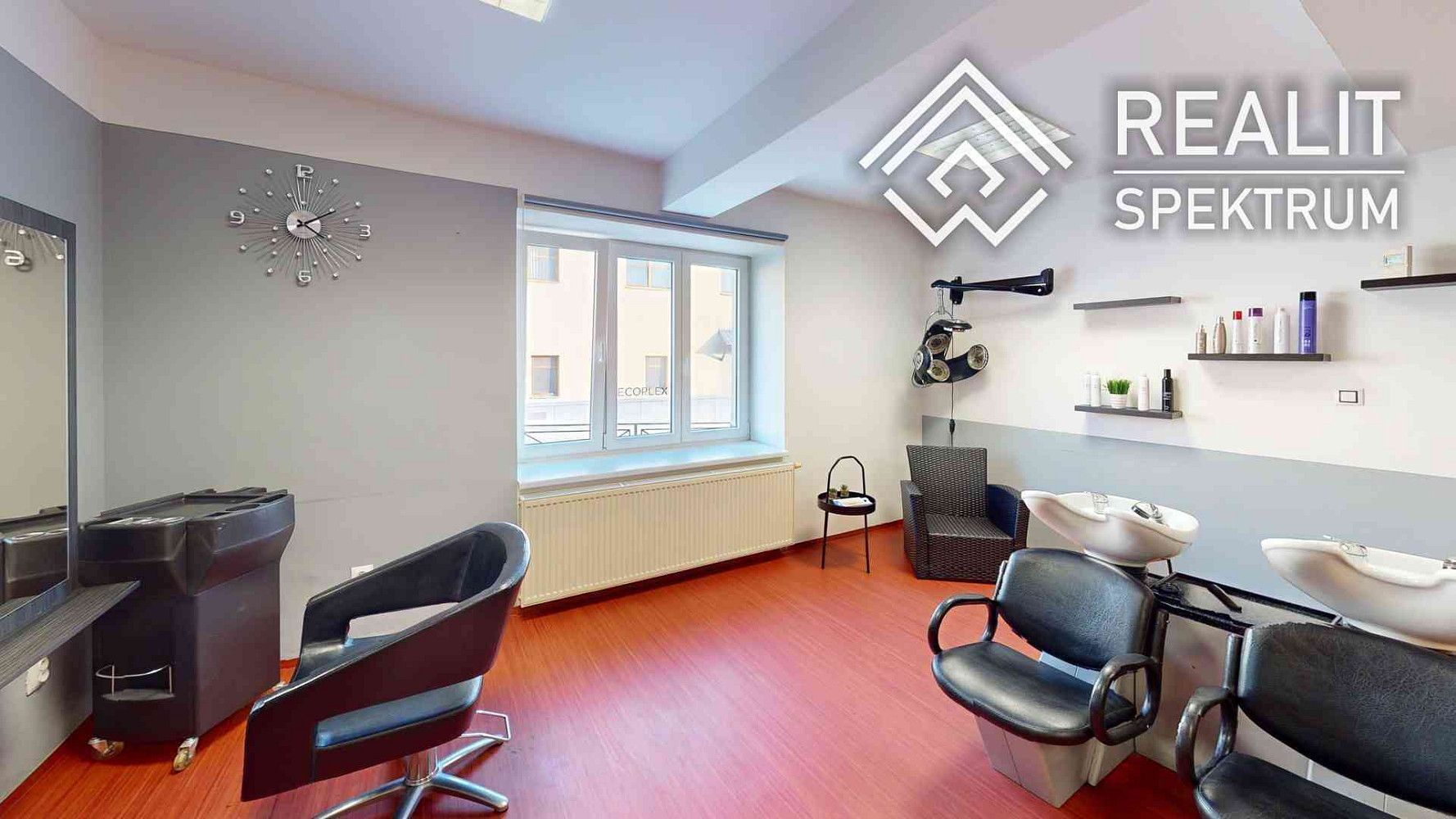 Prodej komerčního objektu (jiného typu) 110 m² — photo 3