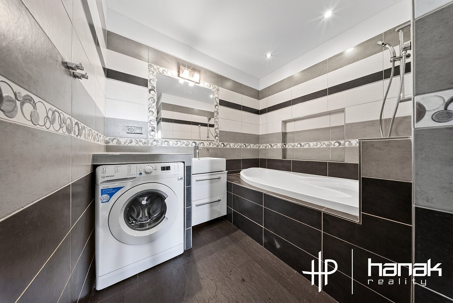 Prodej bytu 3+1 71 m² – fotografie 3