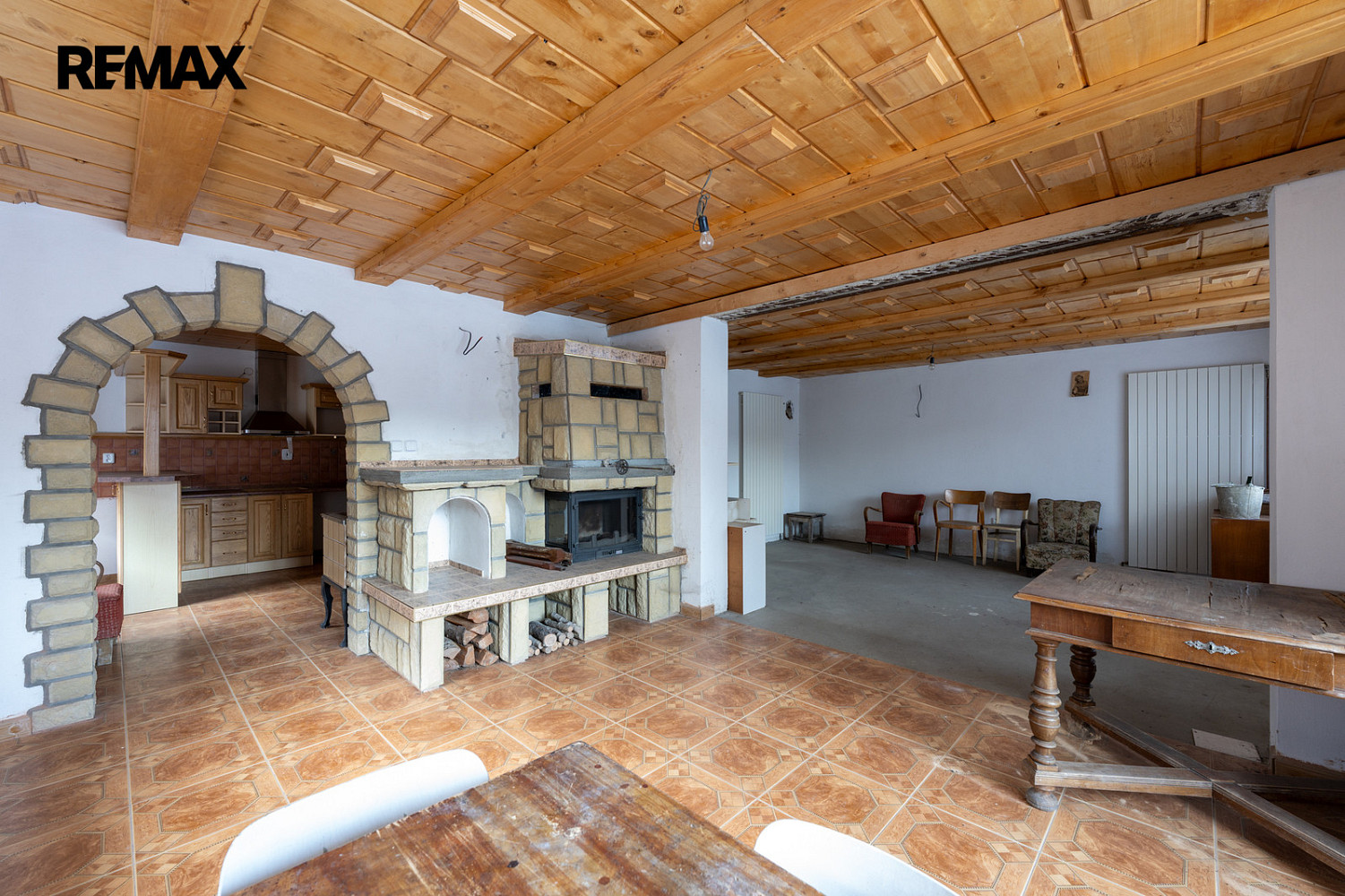 Prodej domu 313 m² s pozemkem 10 000 m² – pohled 4
