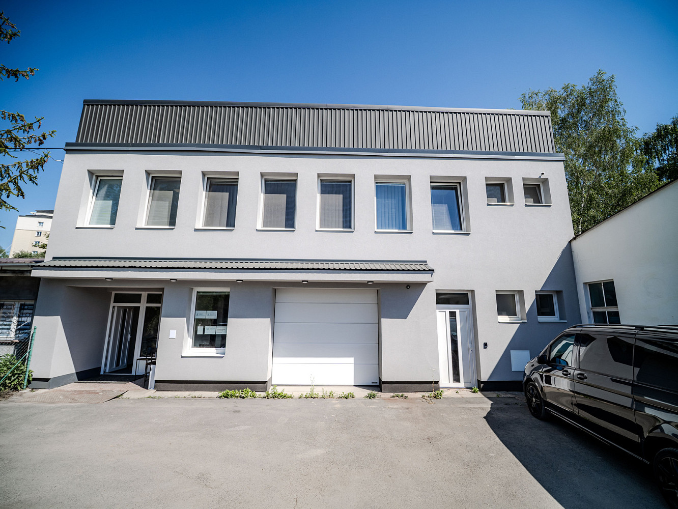 Prodej obchodních prostor 293 m² — photo 2