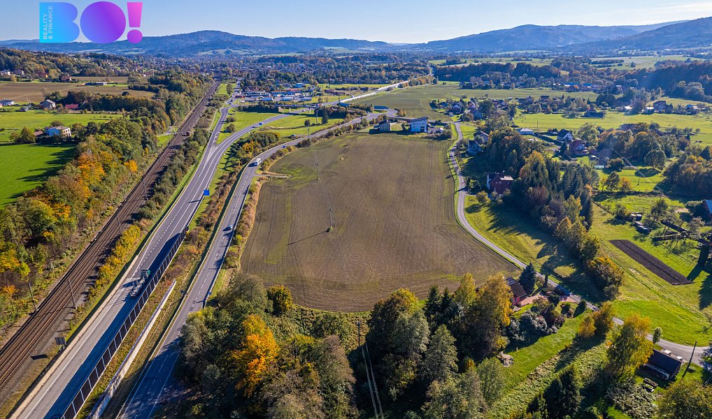 Prodej komerčního pozemku 1 000 m², Návsí – náhled fotky 8