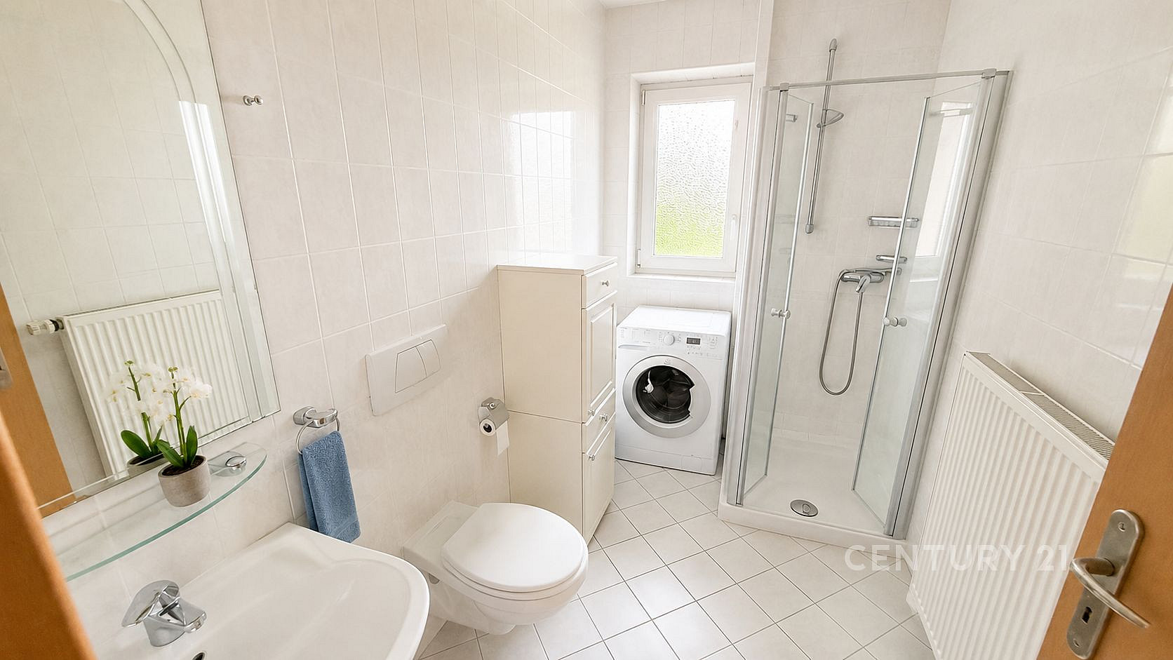 Pronájem bytu 2+kk 55 m² — photo 3