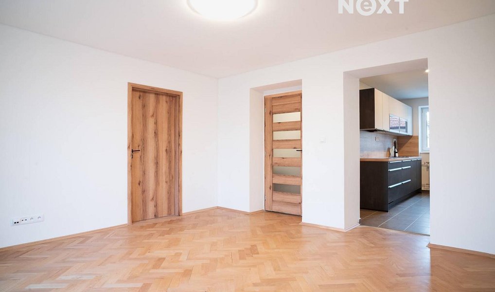 Pronájem bytu 2+1 55 m², České Budějovice – náhled fotky 2
