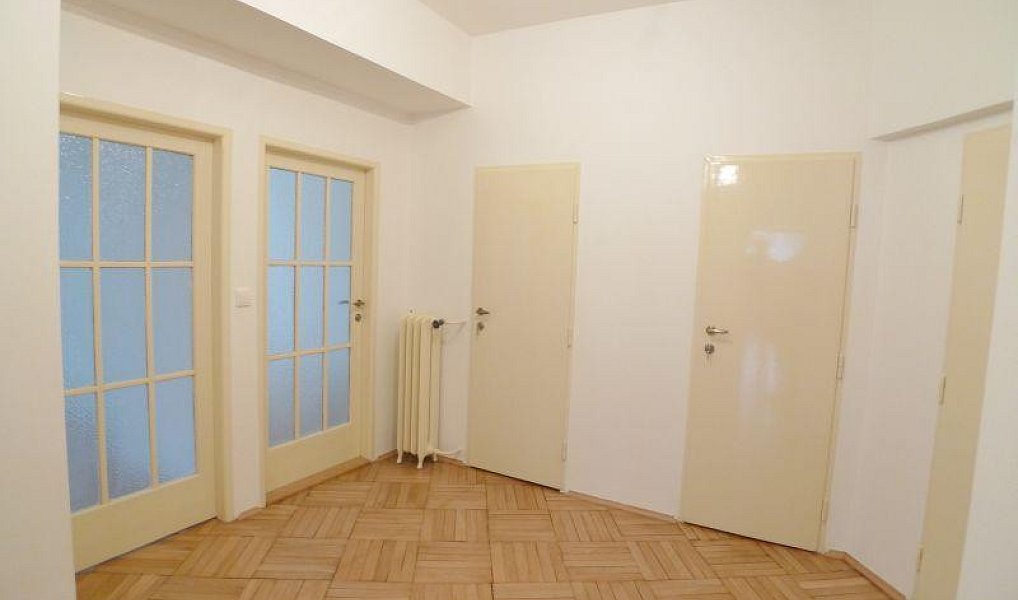 Pronájem kanceláře 127 m², Praha – náhled fotky 11