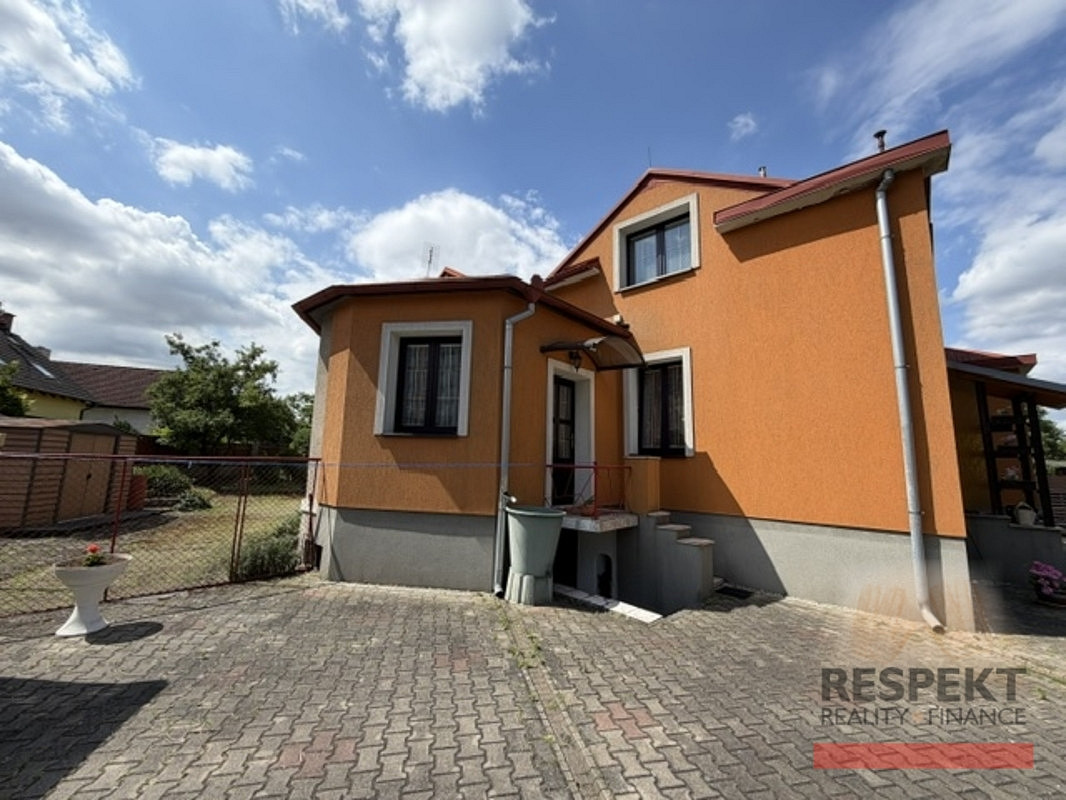Prodej domu 103 m² s pozemkem 592 m² – fotografie 2