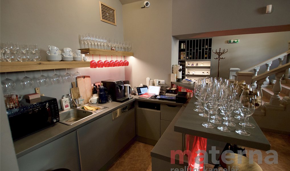 Pronájem obchodních prostor 121 m², Praha – náhled fotky 7