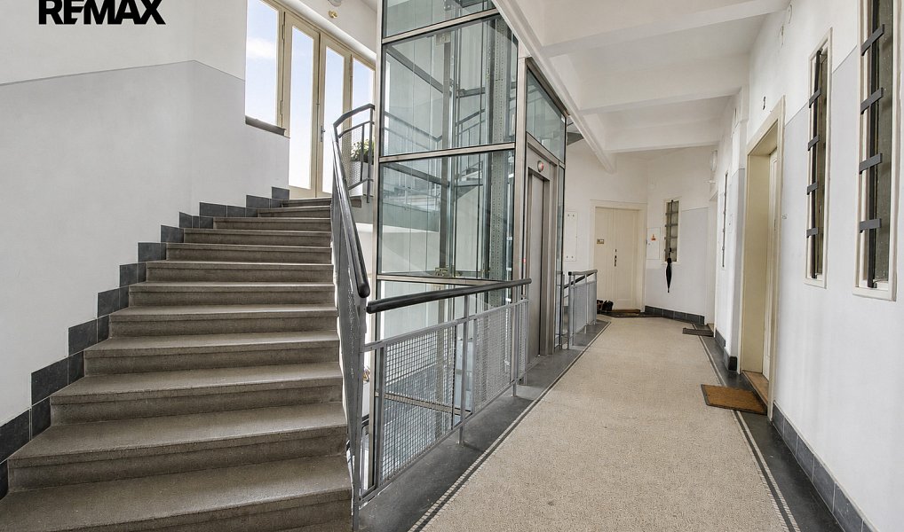 Pronájem bytu 2+kk 49 m², Praha – náhled fotky 15