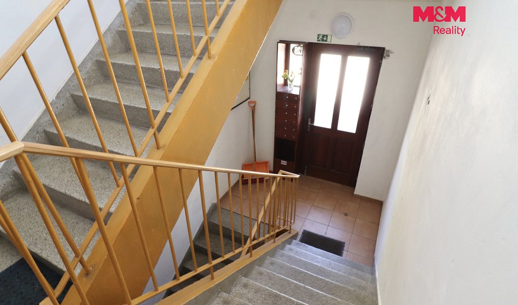 Prodej bytu 2+1 55 m², Velichov – náhled fotky 8