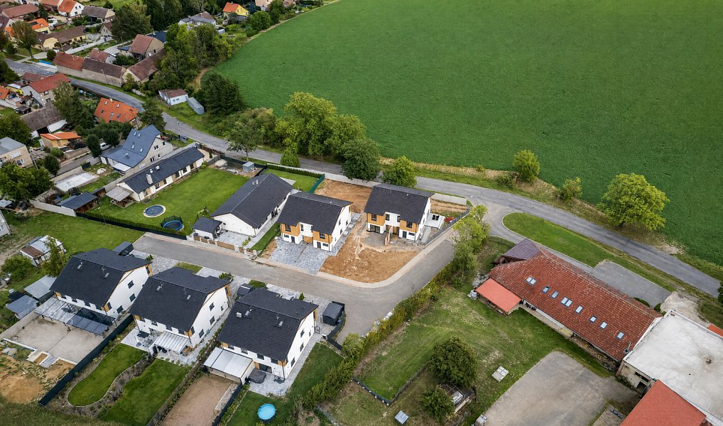 Prodej domu 114 m² s pozemkem 348 m², Stochov – náhled fotky 6