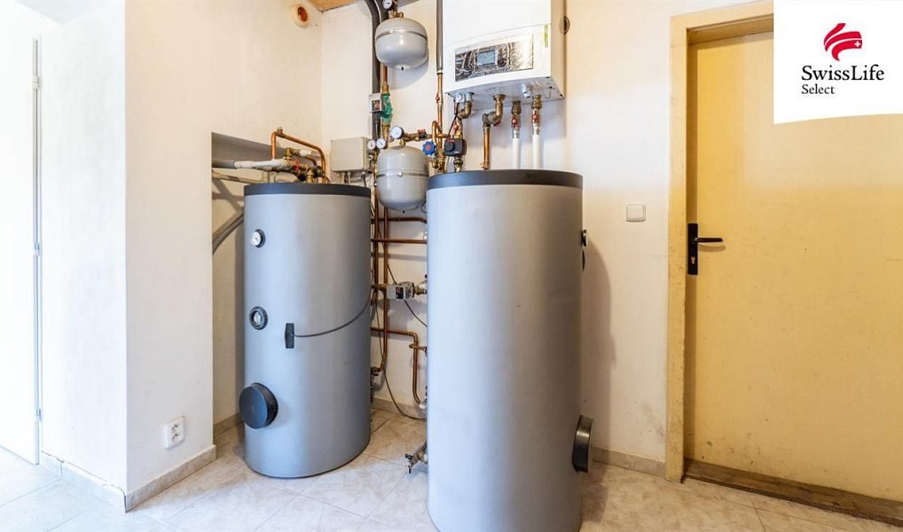 Prodej domu 240 m² s pozemkem 896 m², Kostomlátky – náhled fotky 12