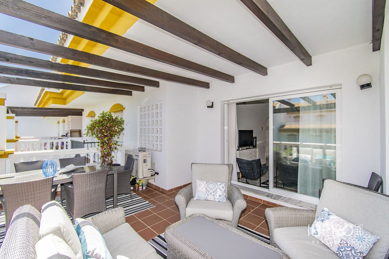 Piso 3+kk – Nueva Andalucía - Vista 2