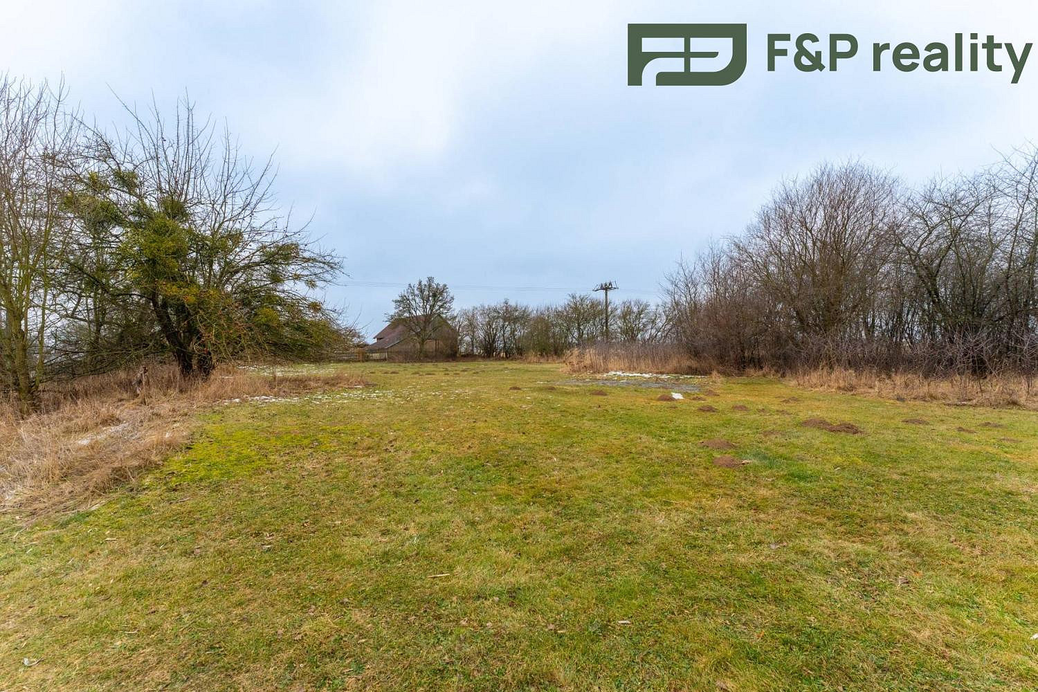 Prodej stavebního pozemku 1 400 m² – pohled 2