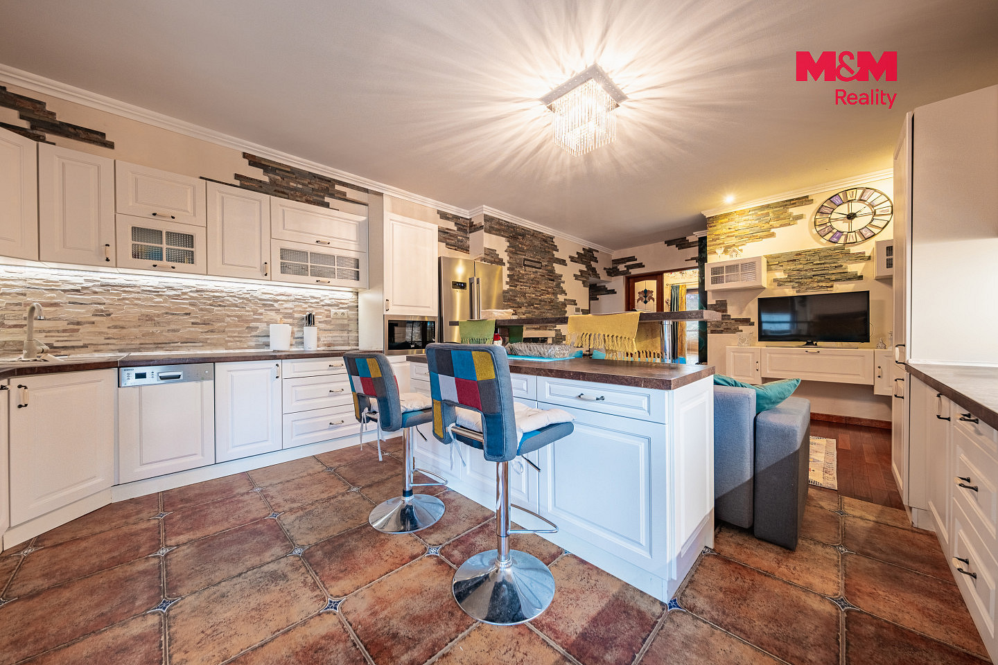 Prodej domu 234 m² s pozemkem 851 m² — photo 2
