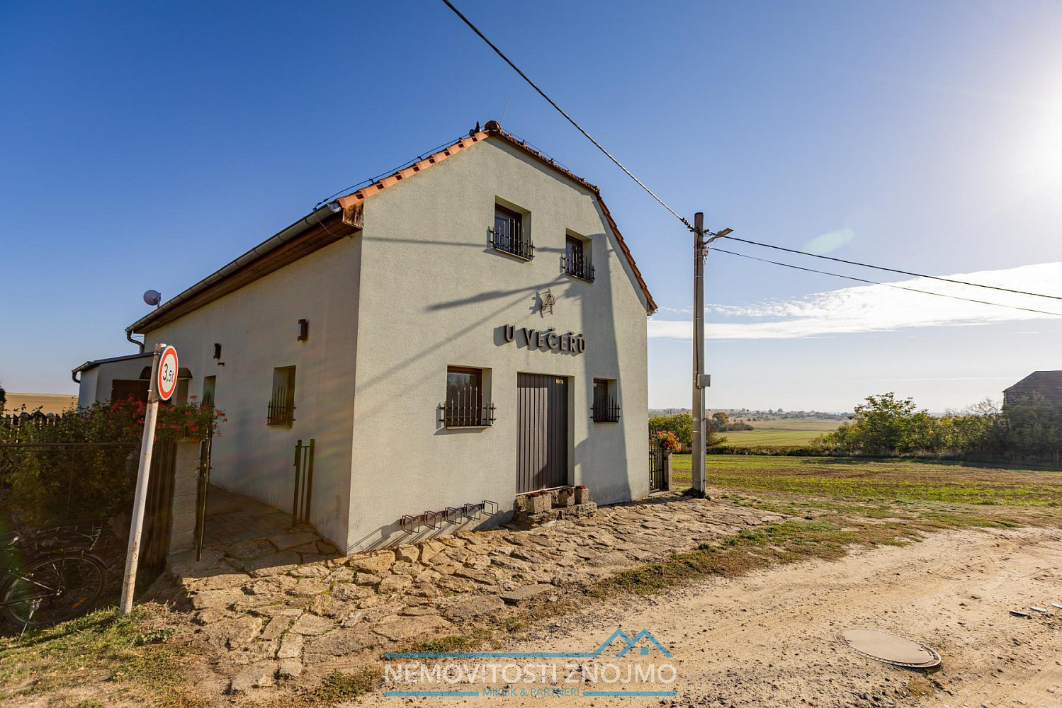 Prodej ubytovacího objektu 360 m²