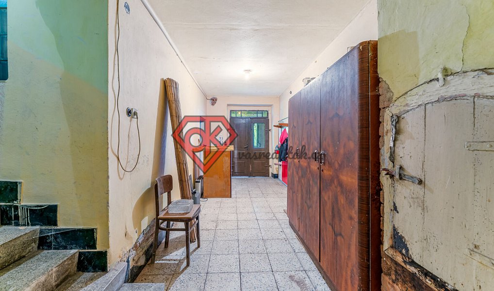 Prodej domu 216 m² s pozemkem 4 048 m², Osečnice – náhled fotky 8