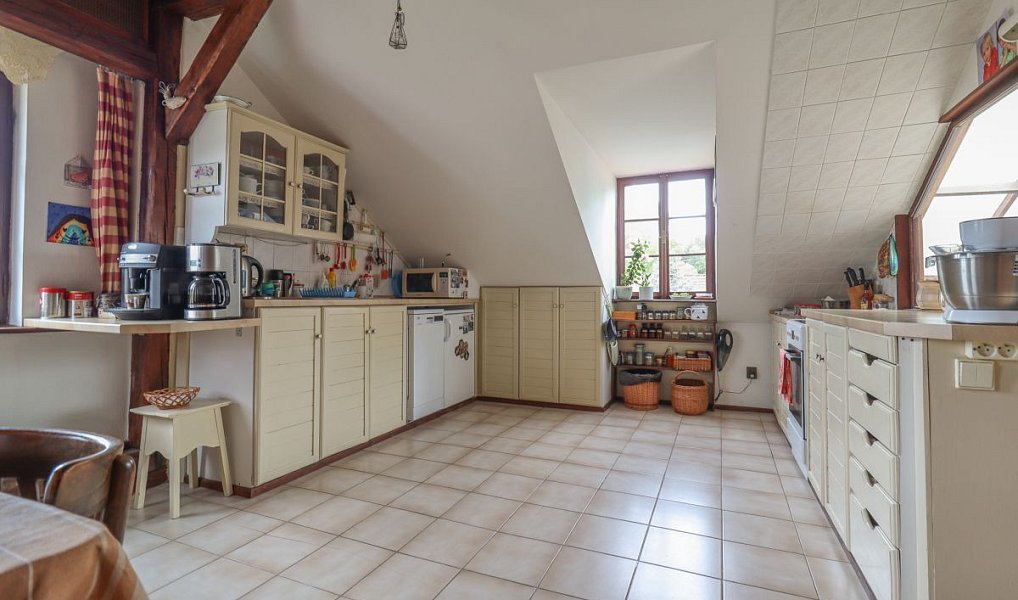 Prodej domu 550 m² s pozemkem 700 m², Kašperské Hory – náhled fotky 24