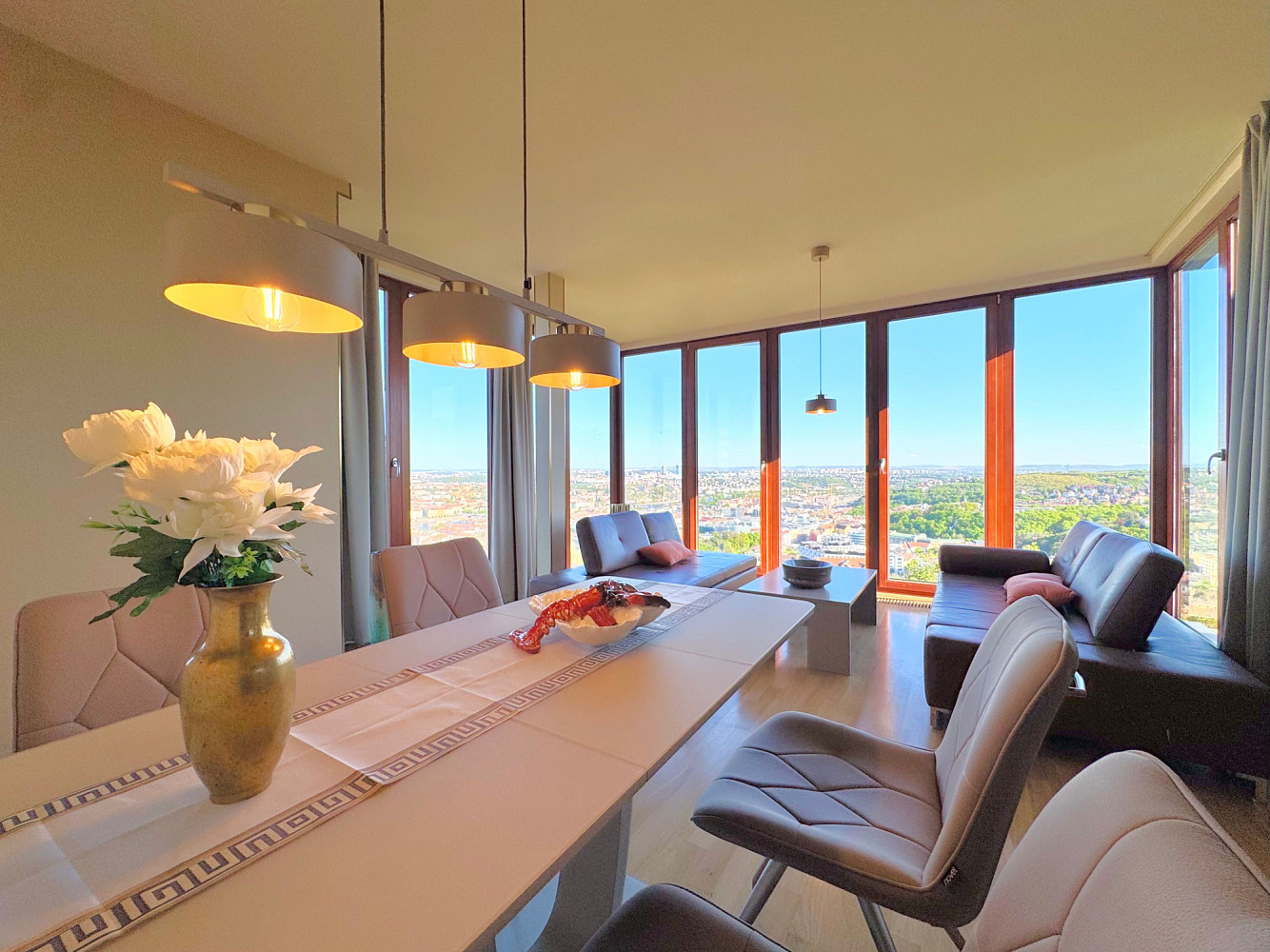 Pronájem bytu 2+kk 62 m²