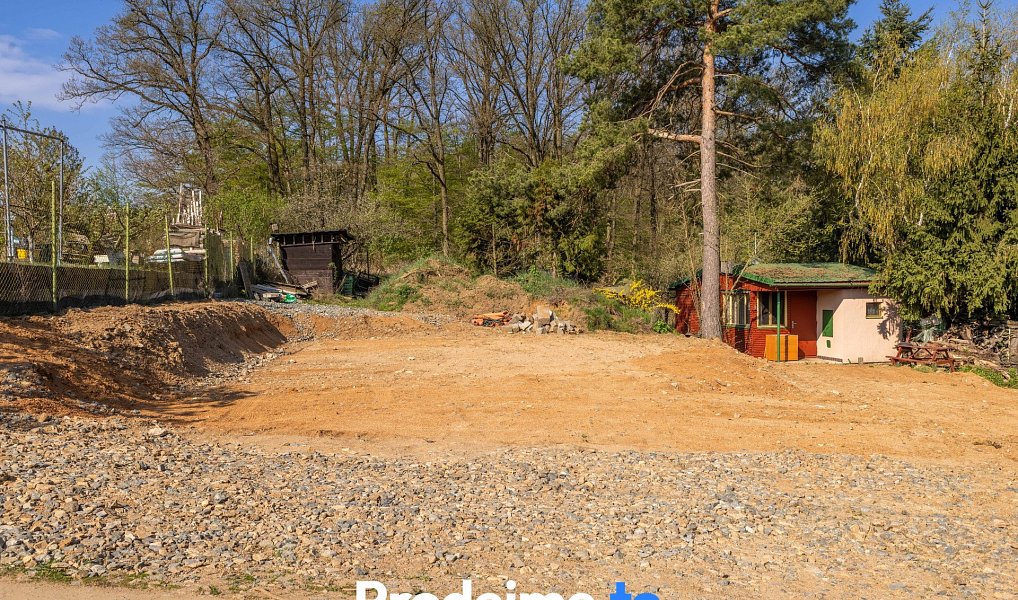 Prodej zahrady 589 m², Střelice – náhled fotky 2