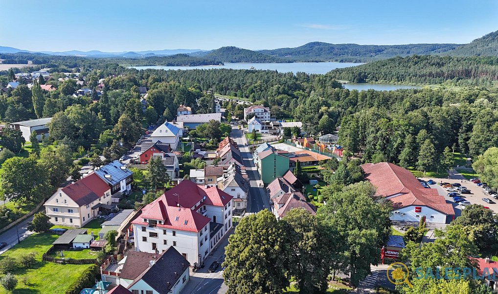 Prodej ubytovacího objektu 1 342 m², Doksy – náhled fotky 17