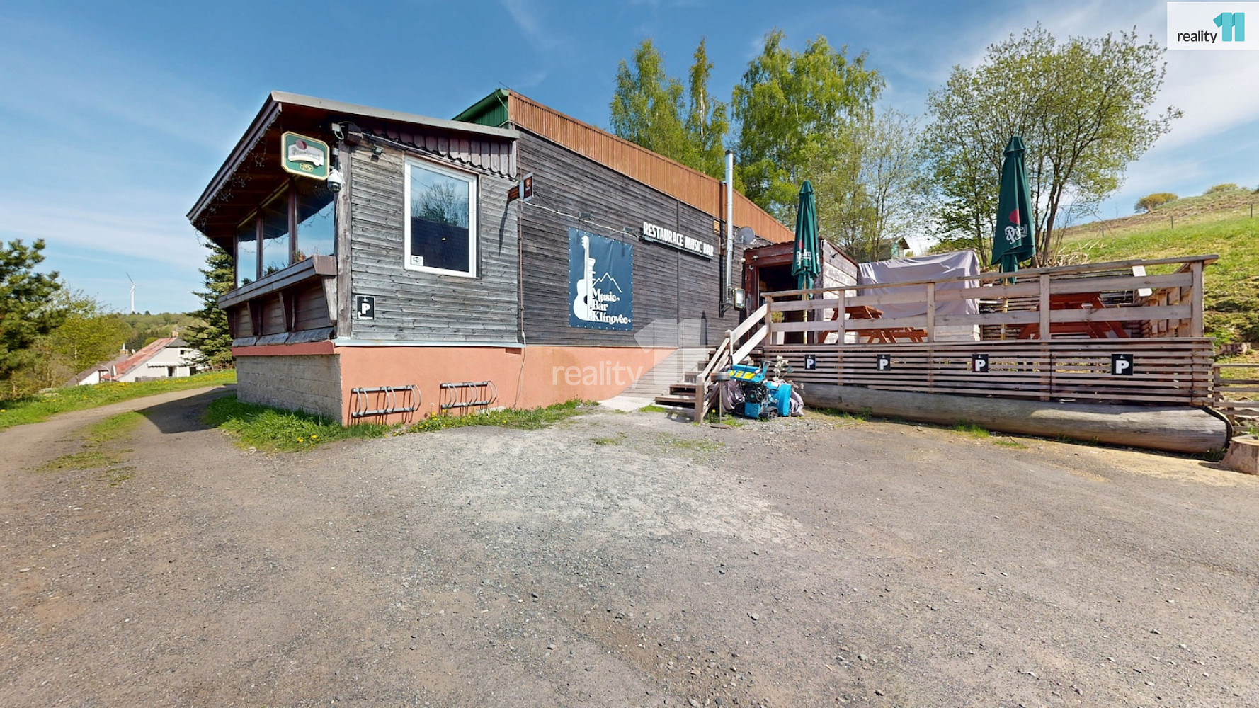 Prodej ubytovacího objektu 229 m²