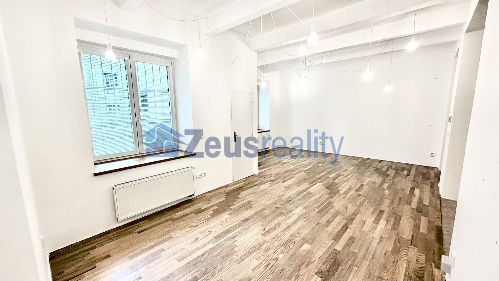 Pronájem kanceláře 48 m² – fotografie 4