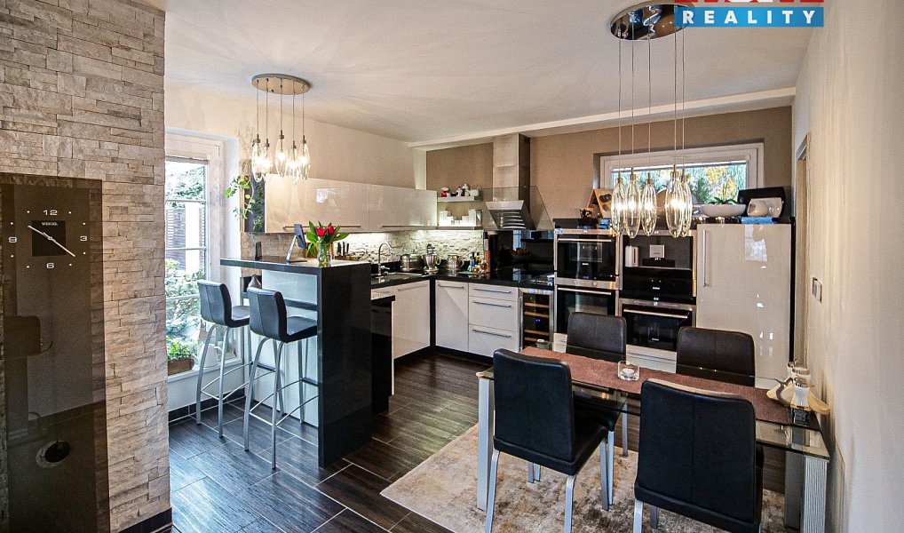 Prodej domu 179 m² s pozemkem 1 214 m², Jeseník – náhled fotky 11