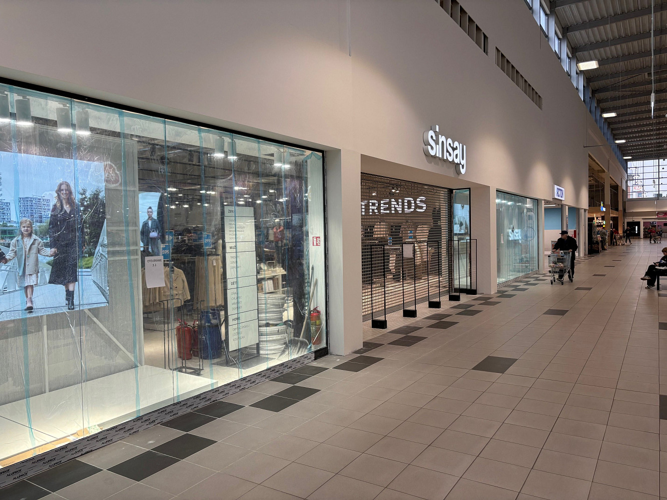 Pronájem obchodních prostor 20 m² – pohled 4