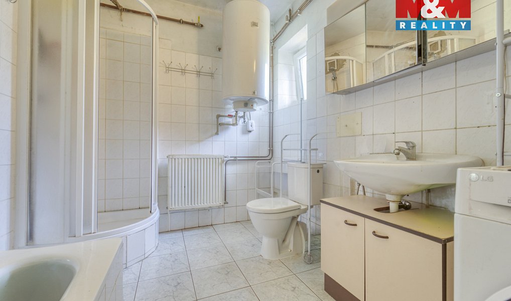 Prodej domu 181 m² s pozemkem 3 933 m², Kbel – náhled fotky 2