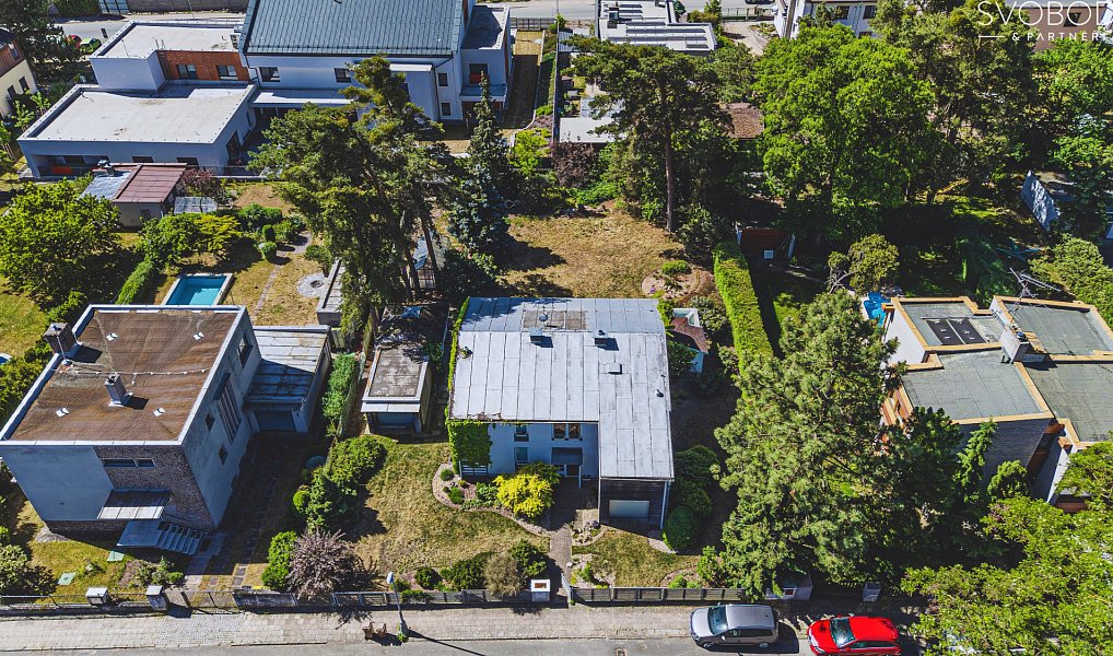 Prodej domu 300 m² s pozemkem 1 176 m², Hradec Králové – náhled fotky 24