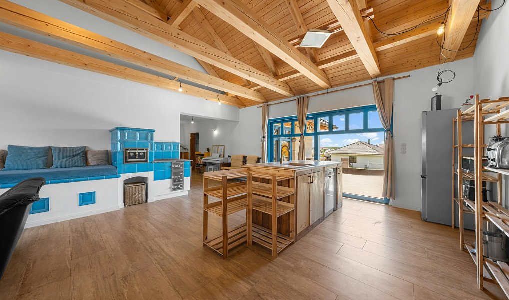 Prodej domu 182 m² s pozemkem 1 107 m², Trnovany – náhled fotky 5