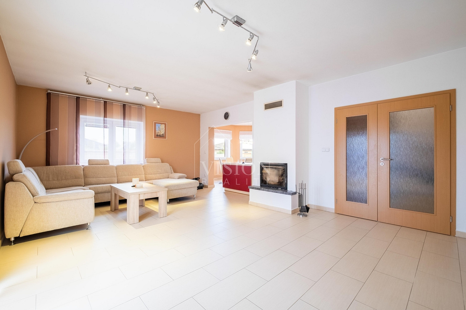 Prodej domu 242 m² s pozemkem 1 923 m² – fotografie 3
