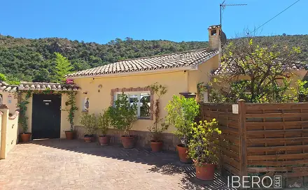 Prodej domu 94 m² s pozemkem 408 m², Benahavís, Španělsko