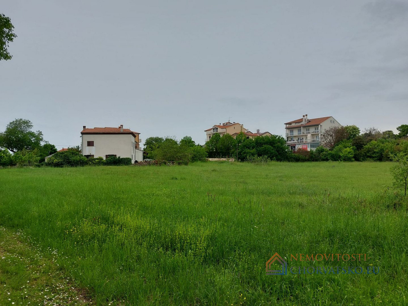 Telek, 3500 m²