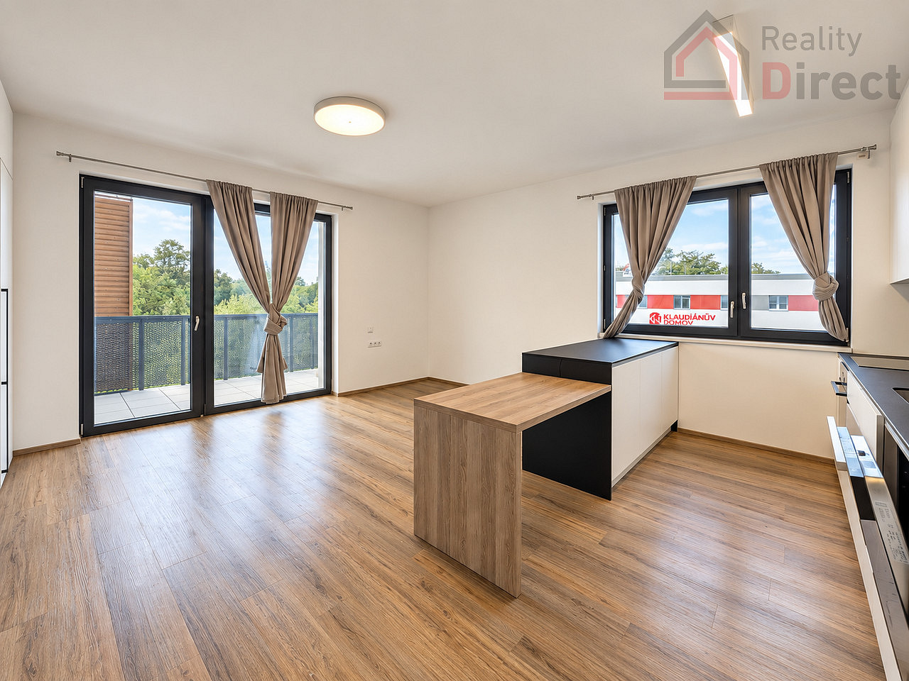 Pronájem bytu 1+kk 48 m² – fotografie 4