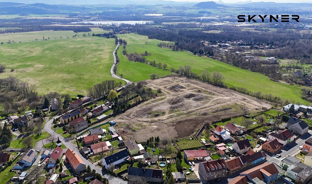 Prodej stavebního pozemku 1 470 m², Krupka – náhled fotky 7