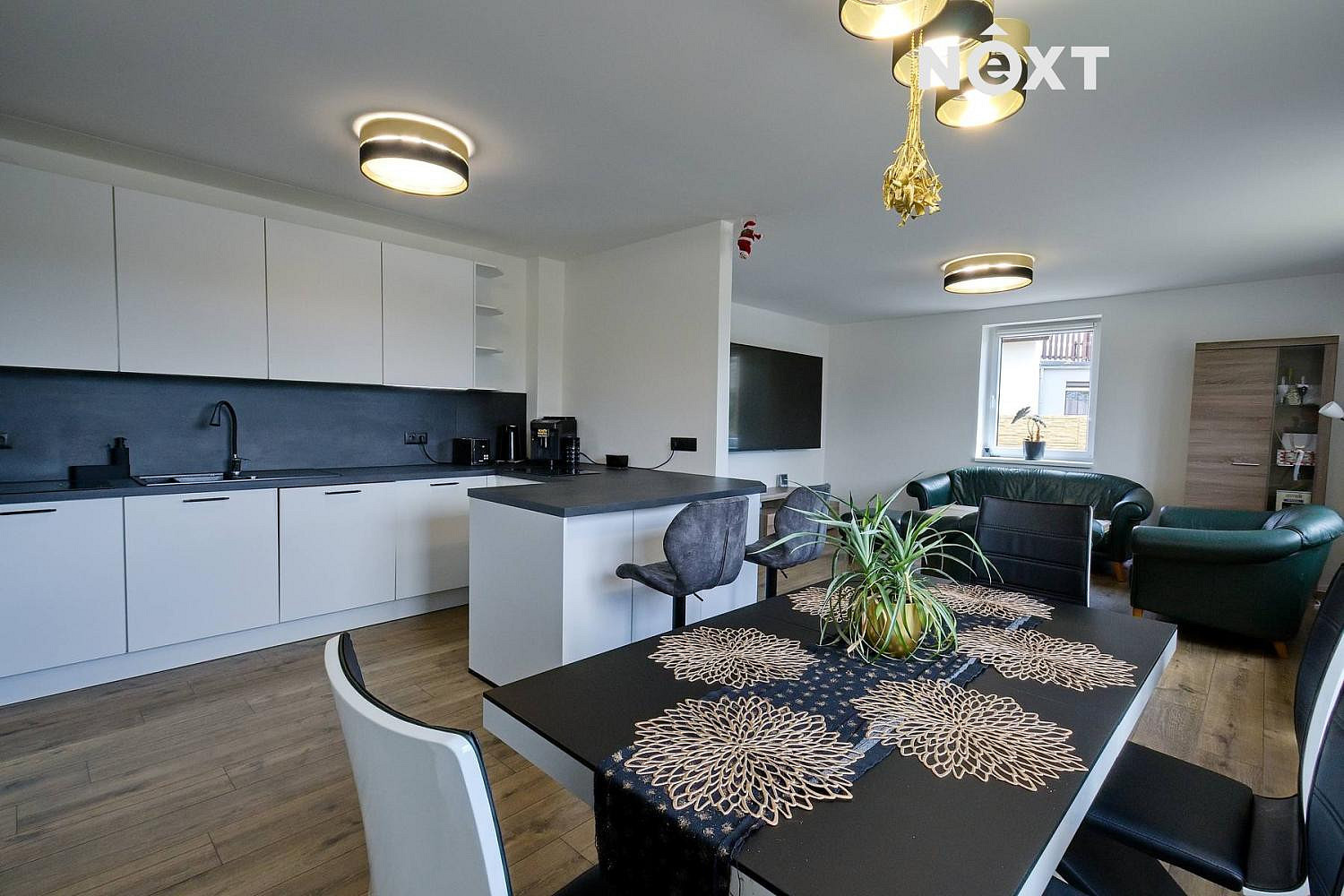 Prodej domu 212 m² s pozemkem 1 302 m² — photo 5