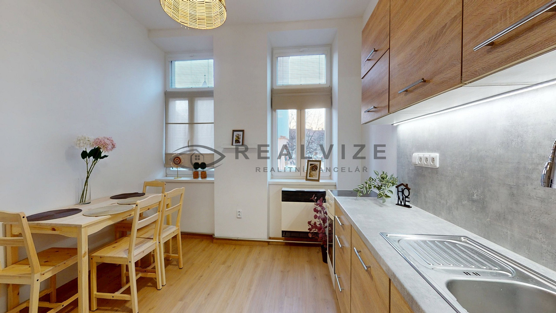 Pronájem bytu 2+kk 50 m² — photo 2