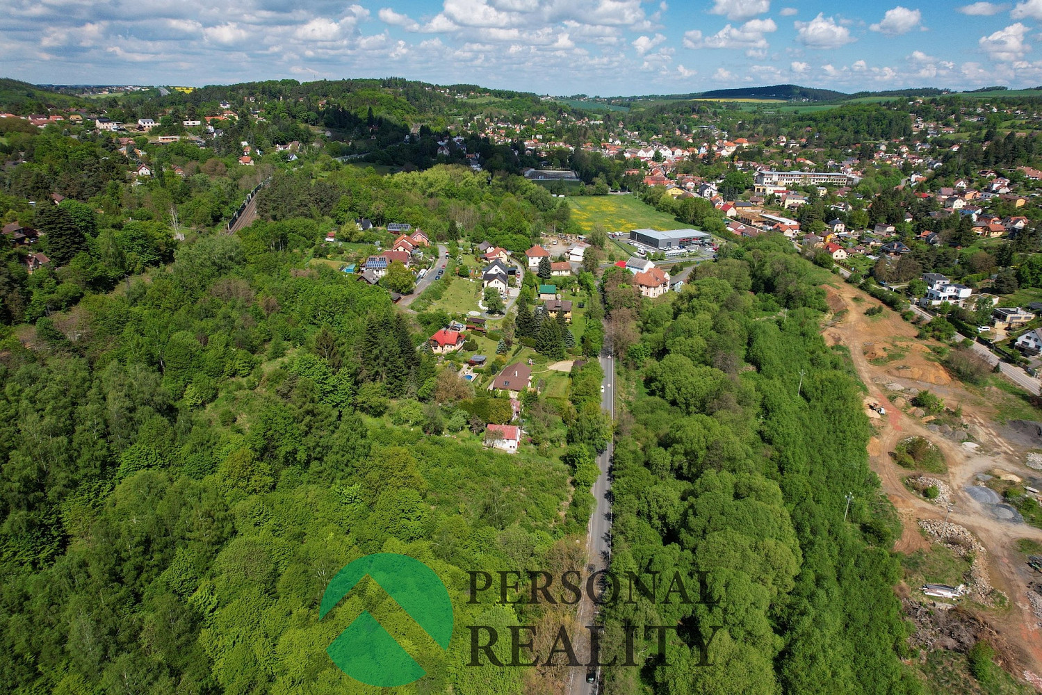 Prodej stavebního pozemku 2 946 m² – fotografie 4