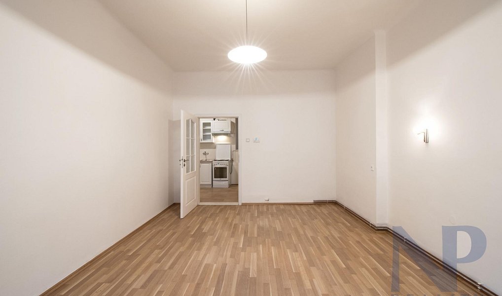 Pronájem bytu 2+kk 54 m², Praha – náhled fotky 2