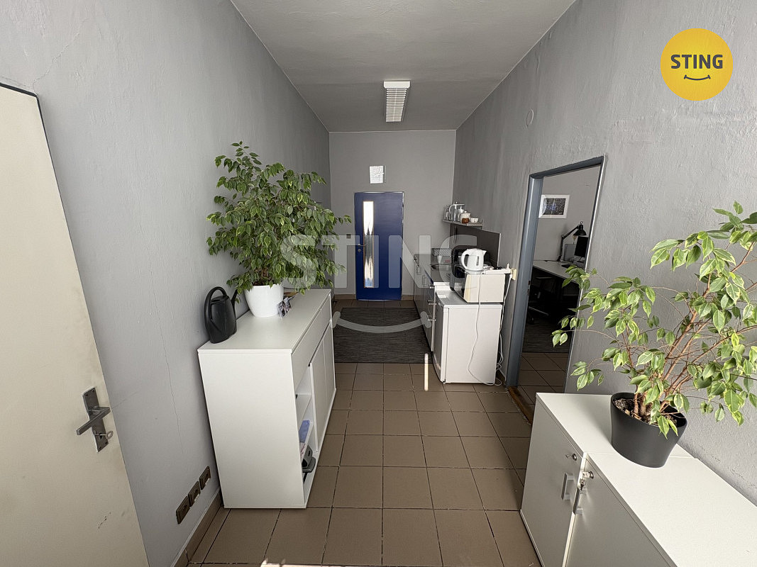 Pronájem kanceláře 67 m² – pohled 6