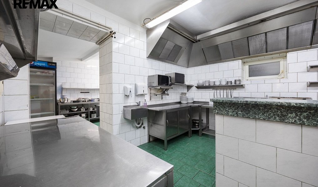 Prodej ubytovacího objektu 435 m², Hřensko – náhled fotky 13