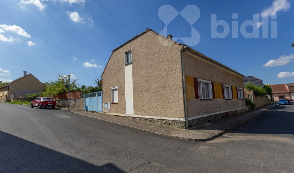 Prodej domu 125 m² s pozemkem 464 m², Chlumčany – náhled fotky 2