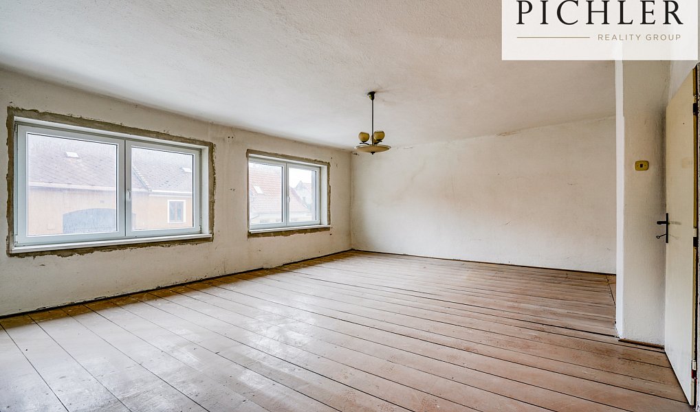Prodej domu 292 m² s pozemkem 313 m², Kasejovice – náhled fotky 25