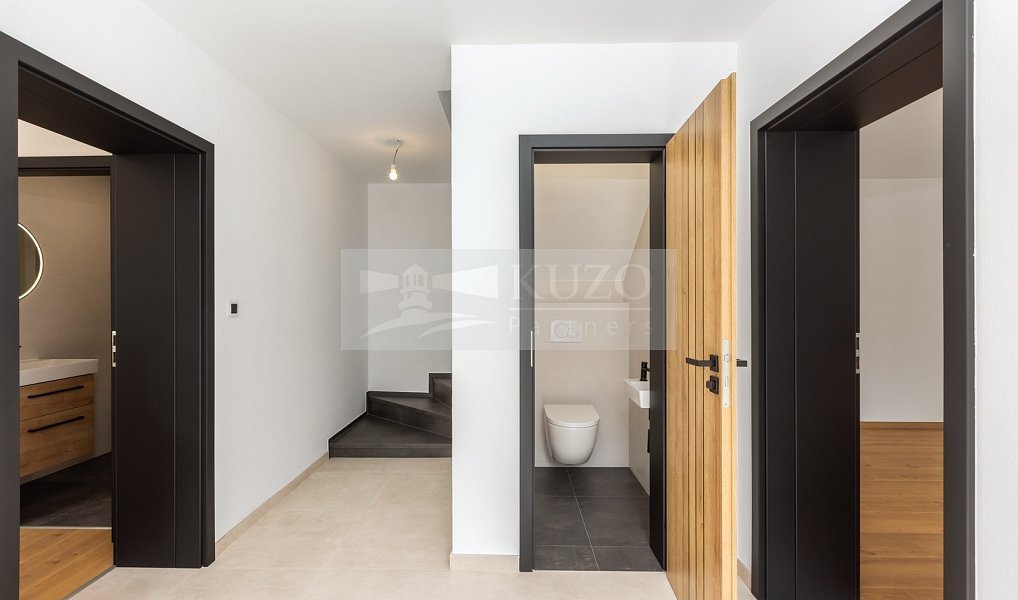Prodej domu 186 m² s pozemkem 366 m², Horky nad Jizerou – náhled fotky 7