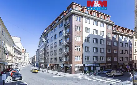 Prodej bytu 1+kk 46 m², Dlouhá, Praha 1 - Staré Město