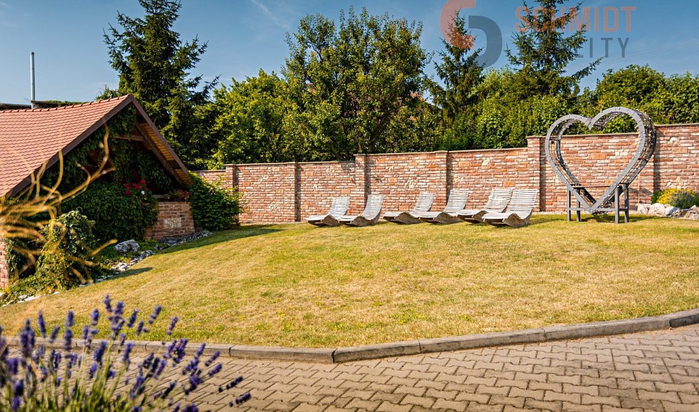 Prodej ubytovacího objektu 605 m², Pavlov – náhled fotky 7