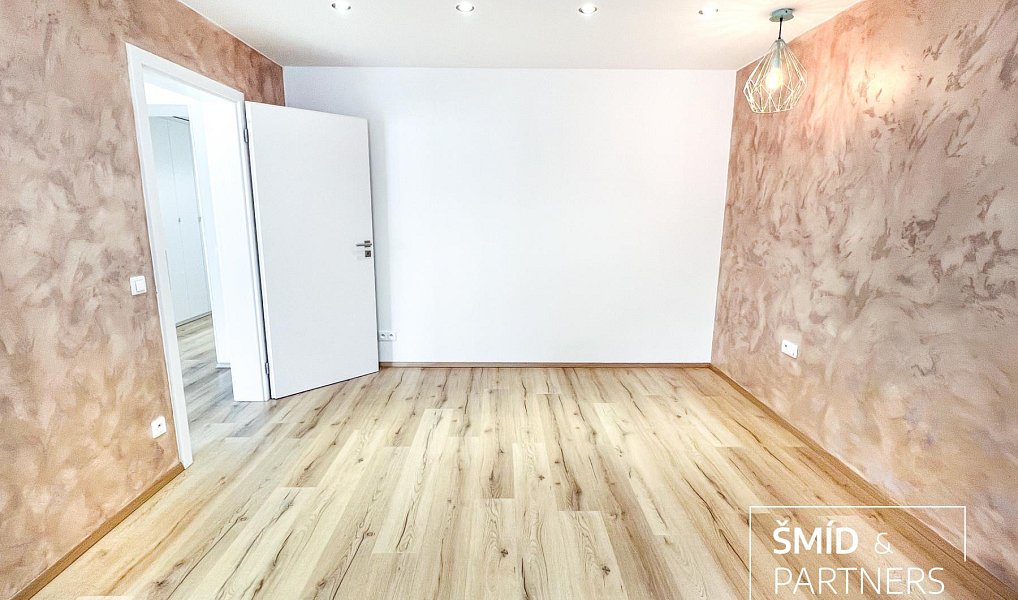 Prodej bytu 3+kk 70 m², Kolín – náhled fotky 6