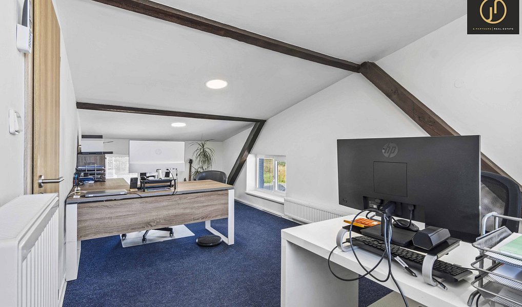 Prodej kanceláře 228 m², Beroun – náhled fotky 25